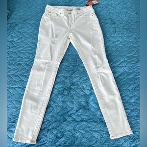 NWT True Religion “Optic White” Cream Ivory Ripped Skinny Curvy Jeans - W 31